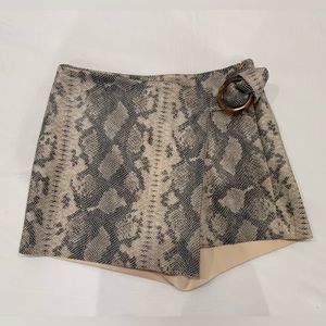 Zara Women’s Skort